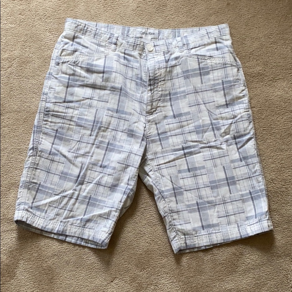 Calvin Klein men’s shorts sz 34